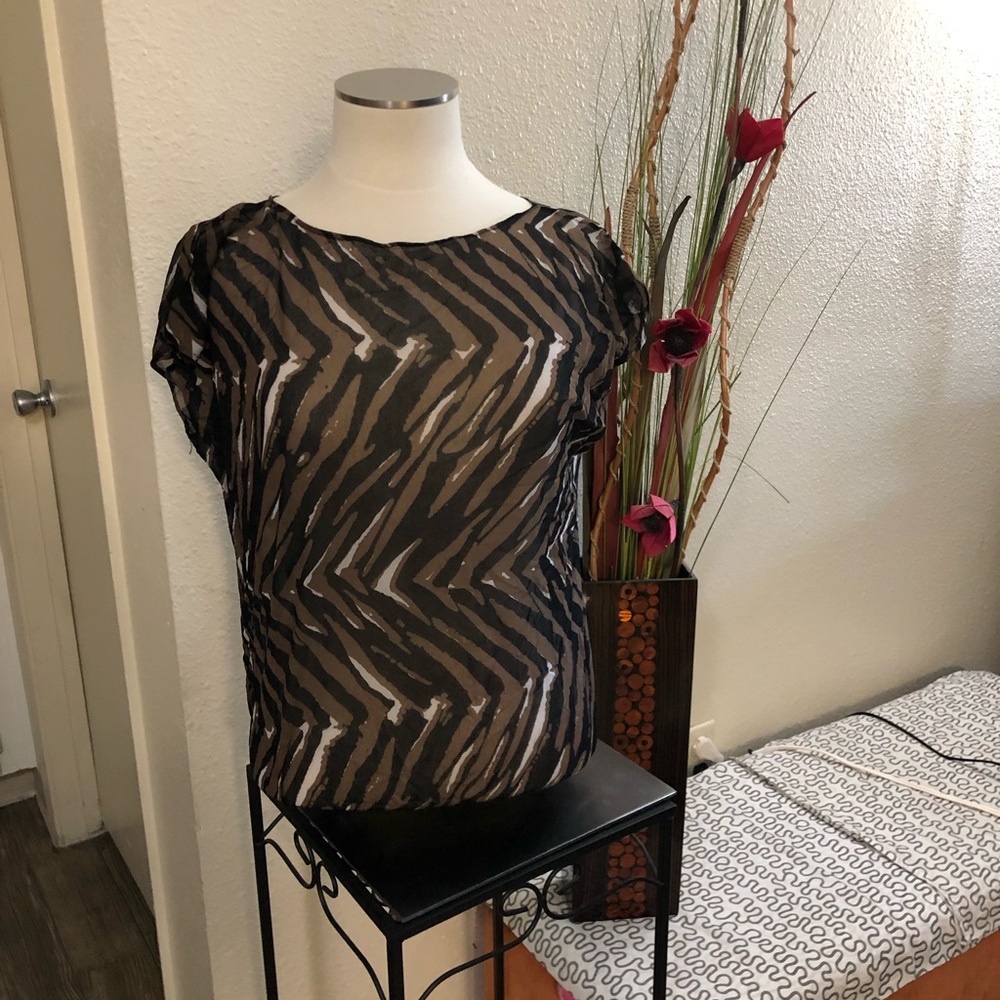 Silhouette blouse